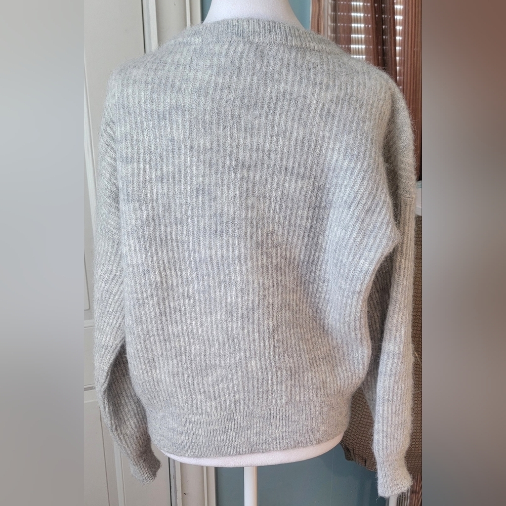 Banana Republic Heritage Wedge Crew Sweater Womens LP Gray Wool Alpaca Blend Rib - Picture 4 of 12